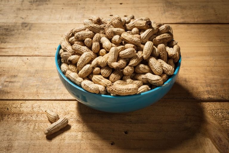 Difference Between Peanut and Groundnut